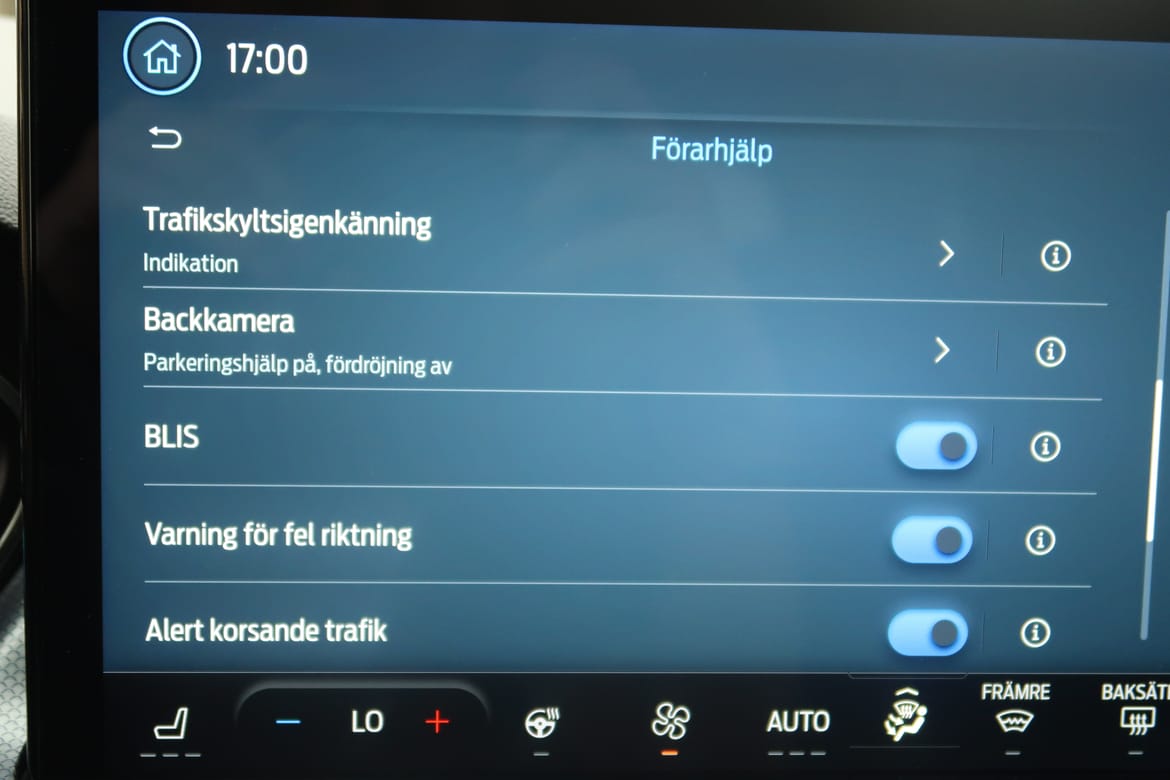 Ford Focus 2023 - miniatyr 15