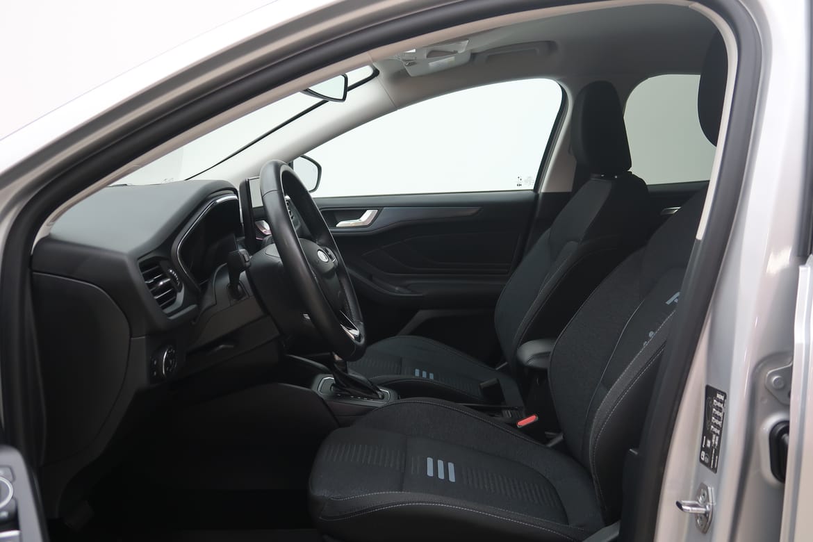 Ford Focus 2023 - miniatyr 4