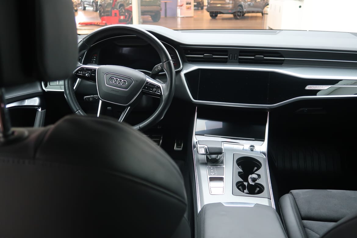 Audi A6 2023 - miniatyr 7