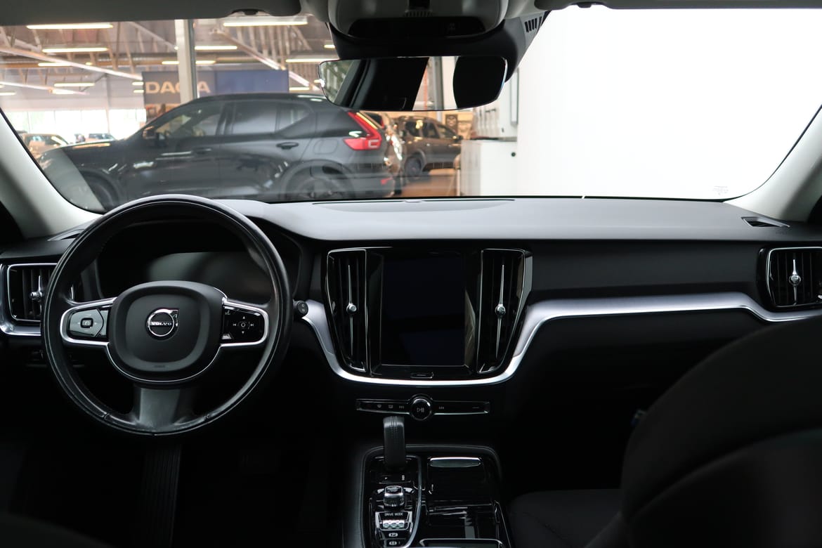 Volvo V60 2021 - miniatyr 6