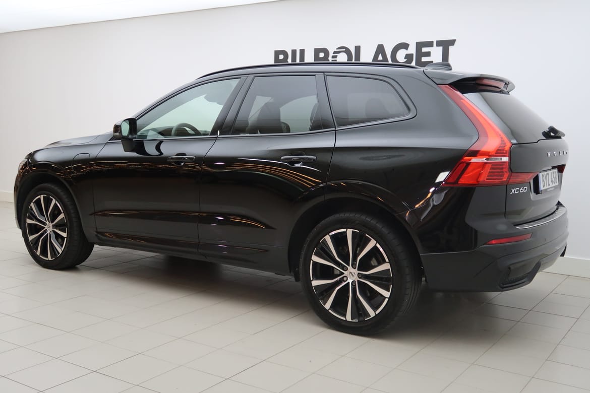 Volvo XC60 2023 - miniatyr 3