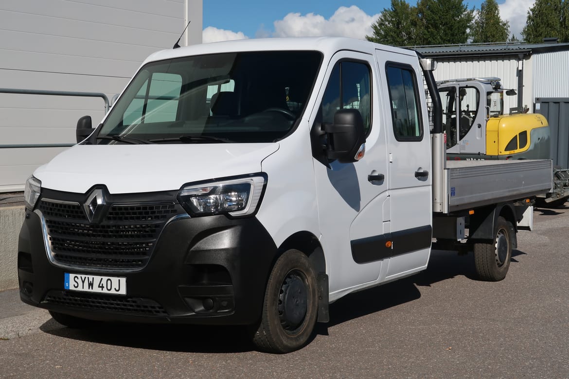 Renault Master 2024 - bild 1 av 9
