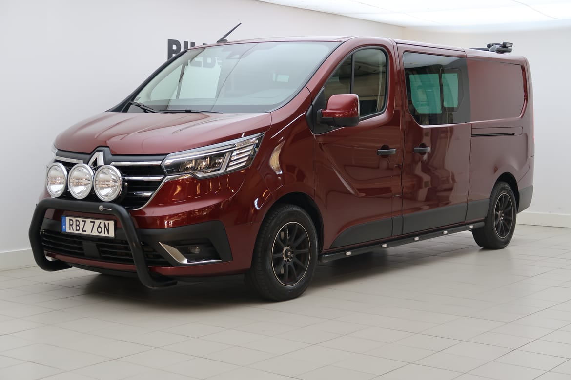 Renault Trafic 2024 - bild 1 av 16