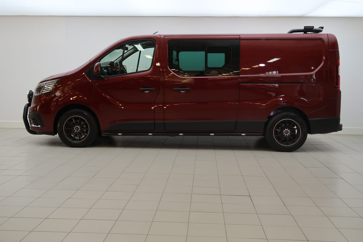 Renault Trafic 2024 - miniatyr 2