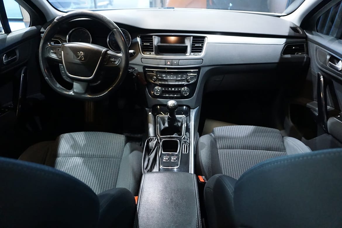 Peugeot 508 2011 - miniatyr 9