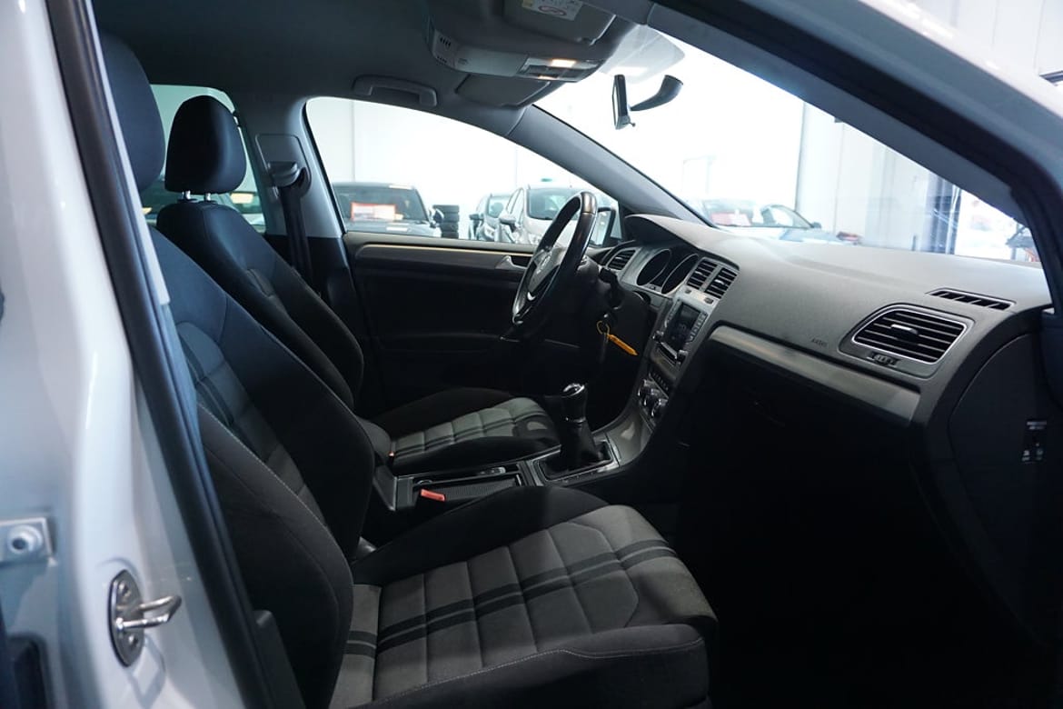 Volkswagen Golf 2016 - miniatyr 12