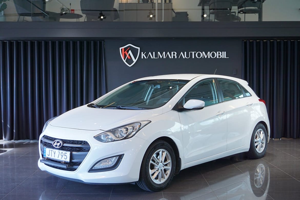 Hyundai i30 2016 - bild 1 av 14