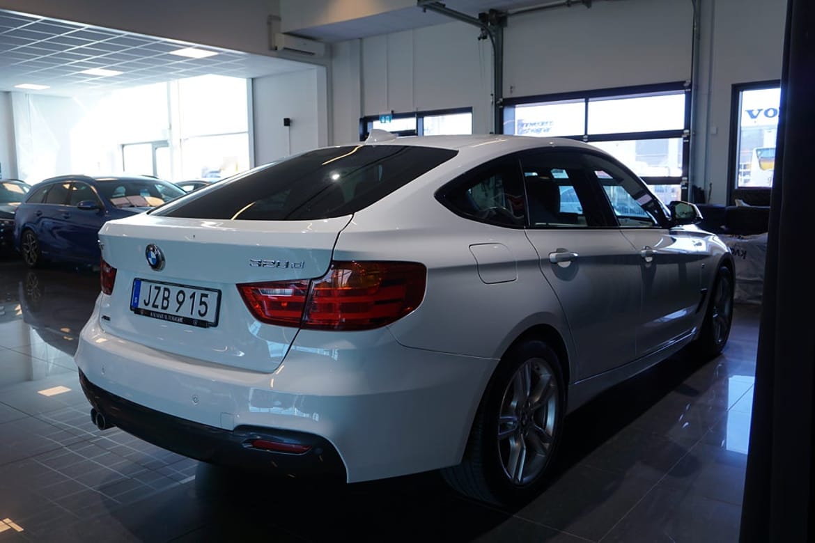 BMW 3-serie 2016 - miniatyr 8