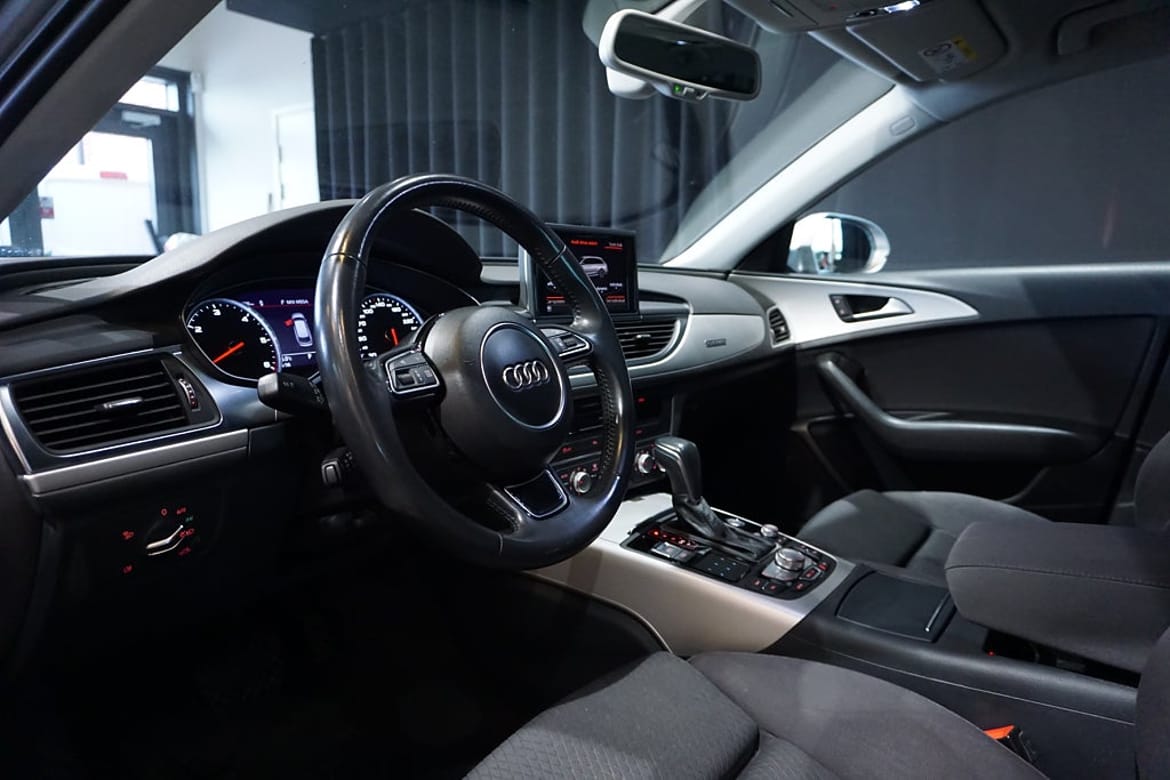 Audi A6 2018 - miniatyr 14