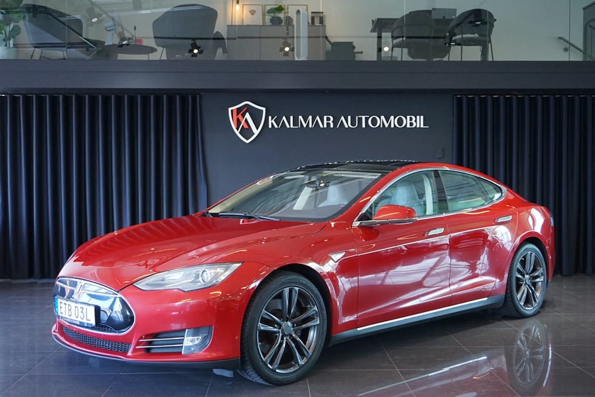 Tesla Model S 2013 - bild 1 av 20