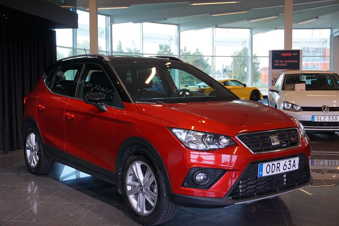 SEAT Arona 2021 - miniatyr 2