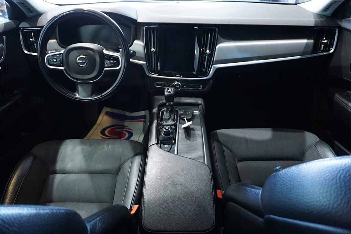 Volvo V90 2020 - miniatyr 10