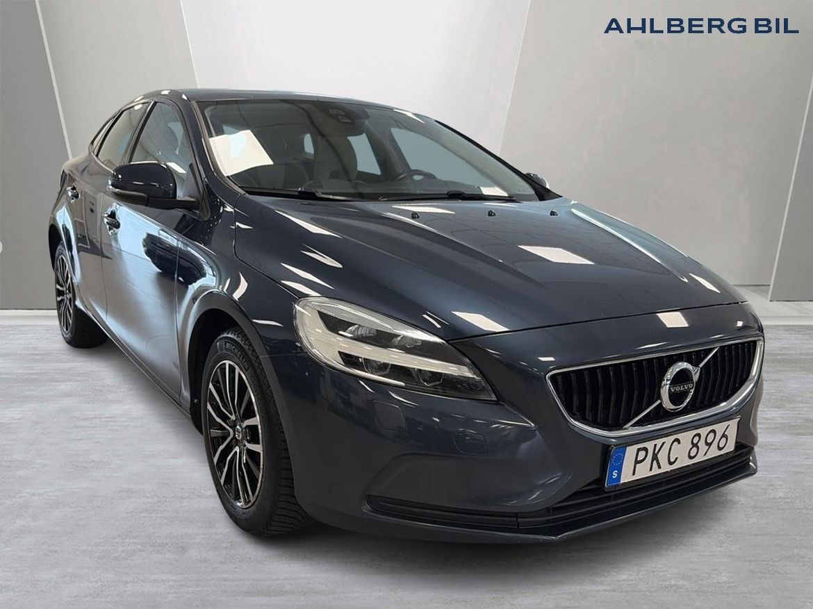 Volvo V40 2018 - bild 1 av 1