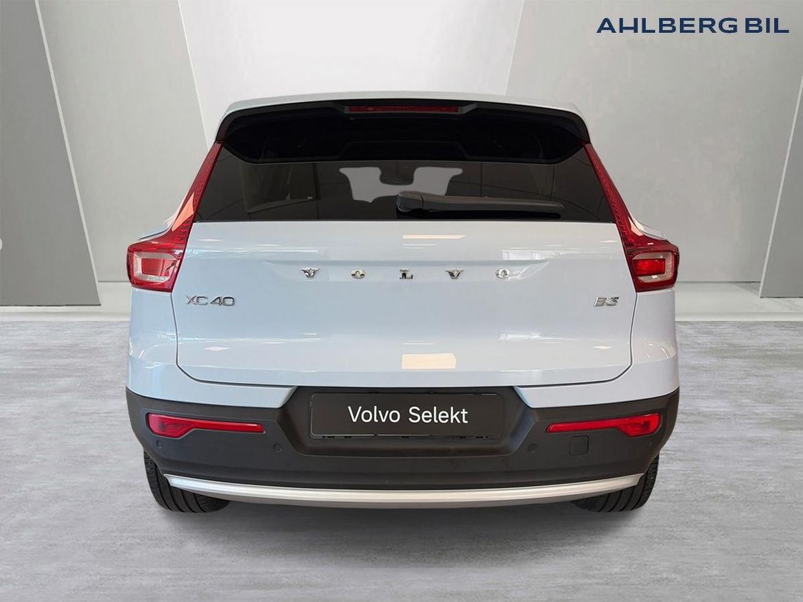 Volvo XC40 2025 - miniatyr 7