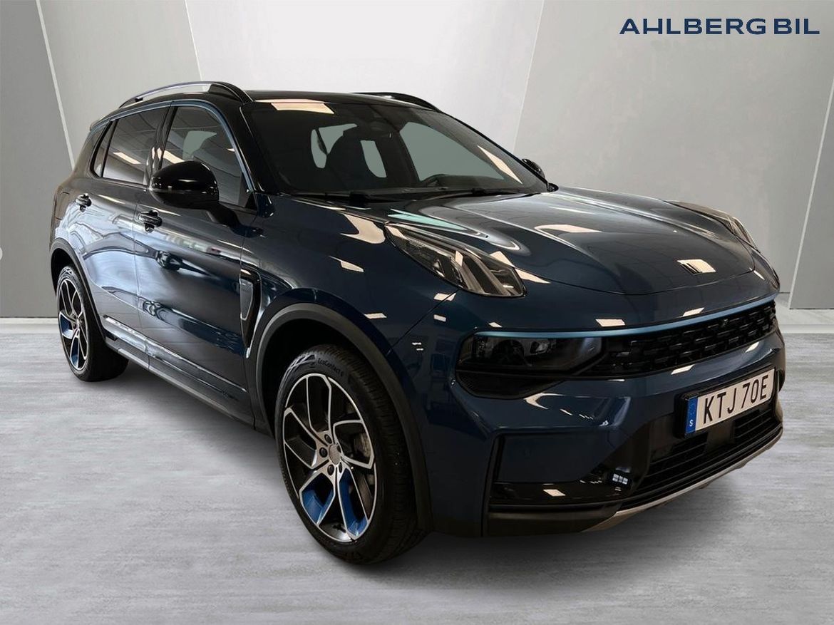 Lynk & Co 01 PHEV