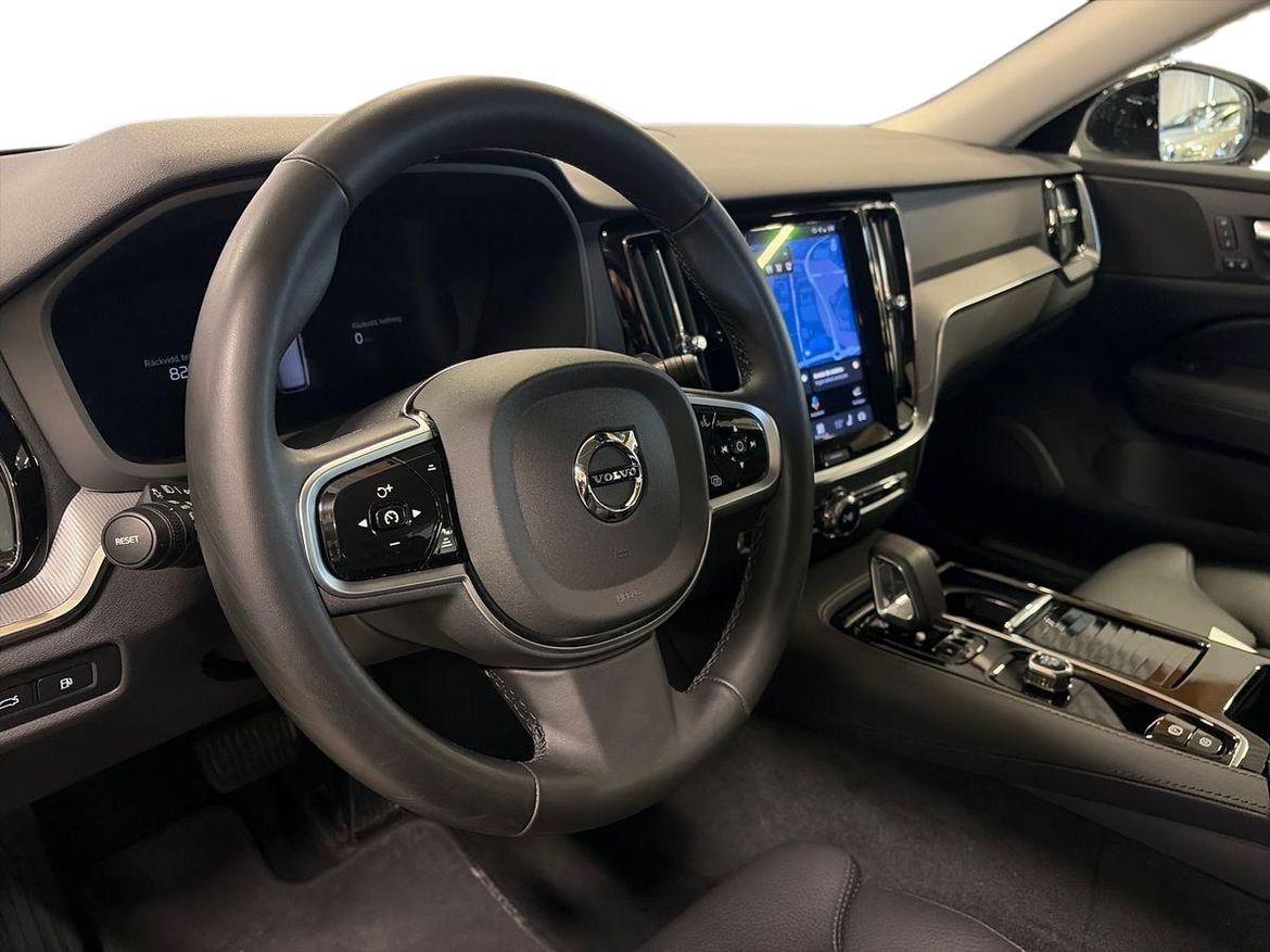 Volvo V60 2025 - miniatyr 6