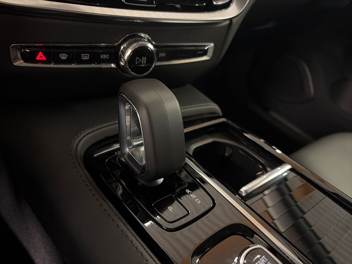 Volvo V60 2025 - miniatyr 10