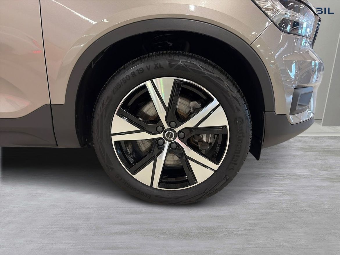 Volvo XC40 2022 - miniatyr 4