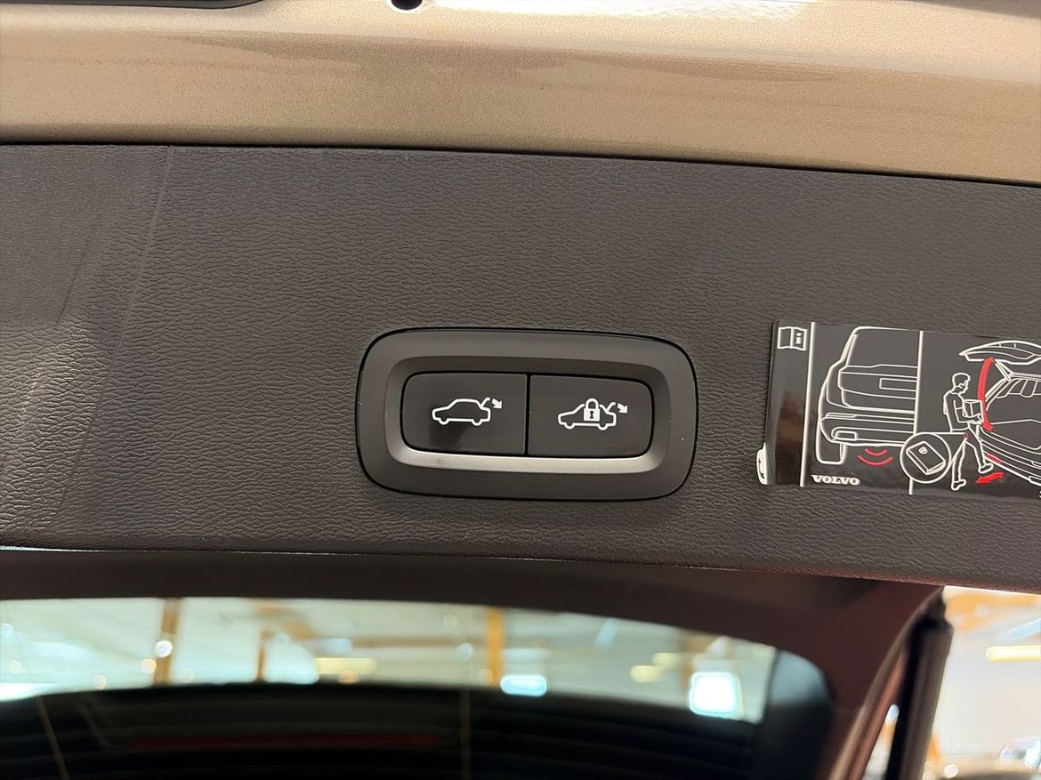 Volvo XC40 2022 - miniatyr 8