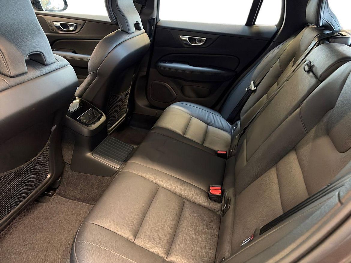 Volvo V60 2025 - miniatyr 6