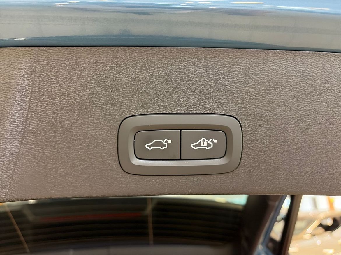 Volvo EX40 2025 - miniatyr 8