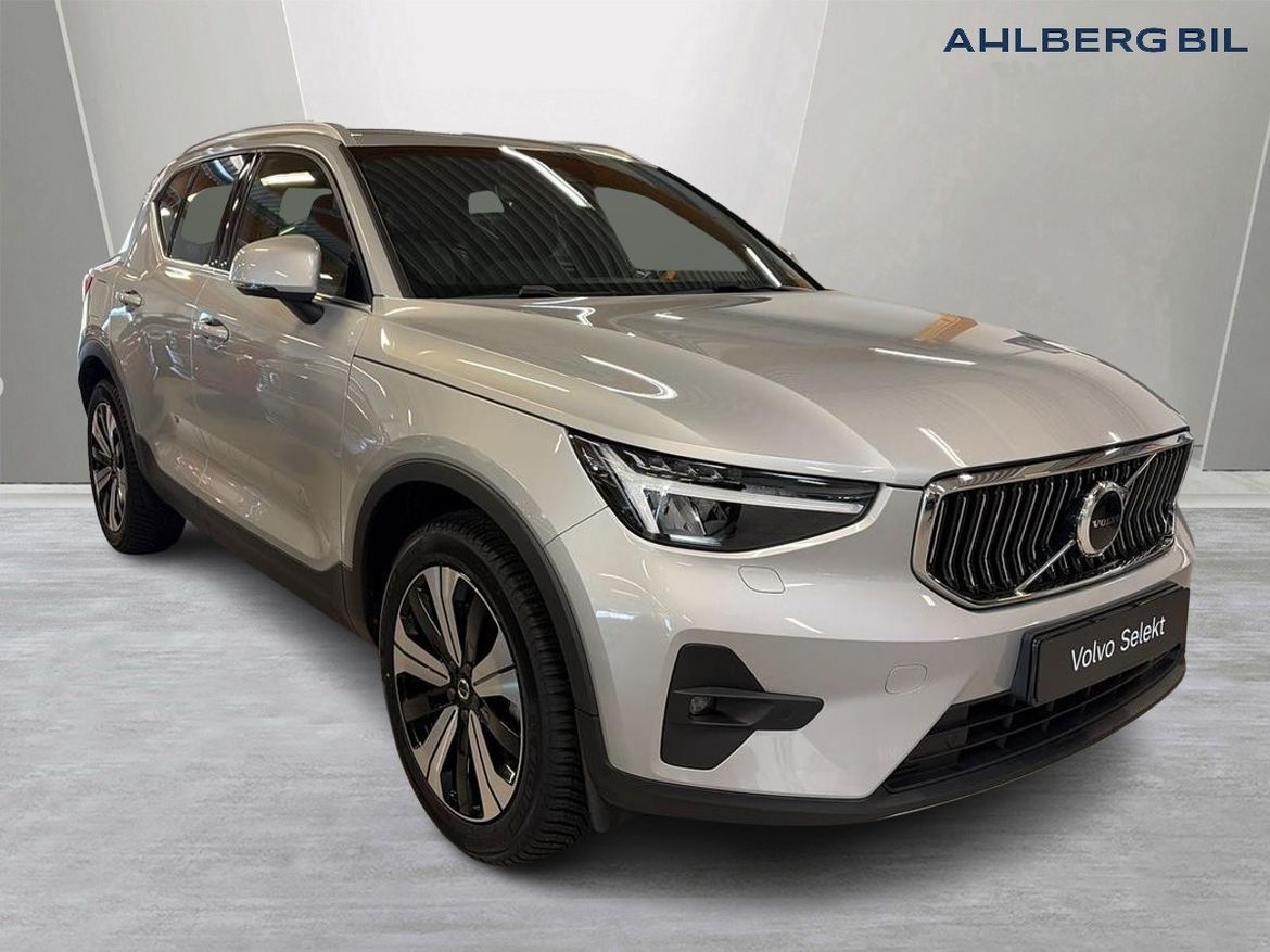 Volvo XC40 2023 - bild 1 av 15