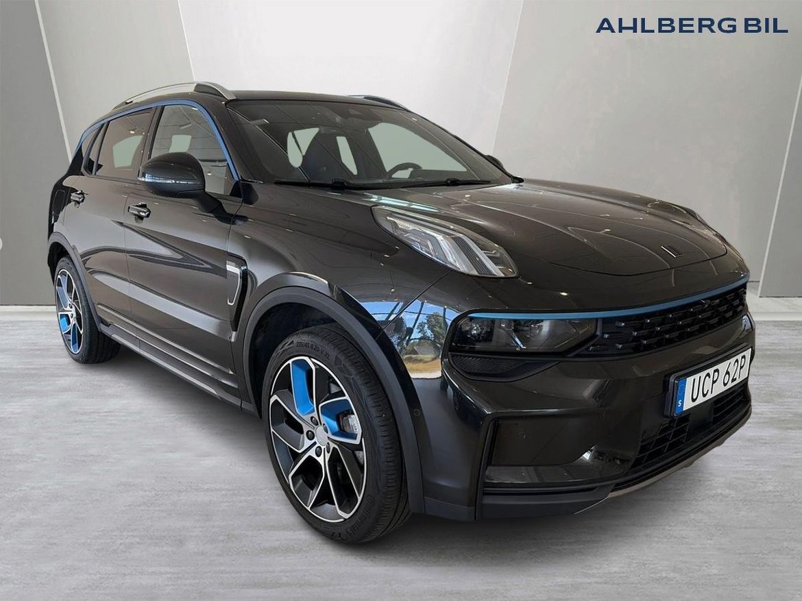 Lynk & Co 01 PHEV
