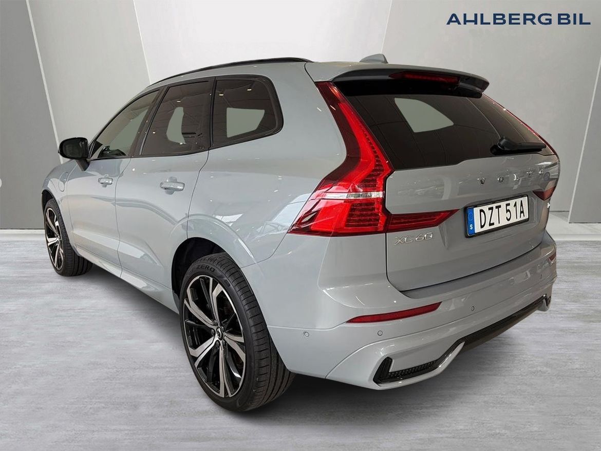 Volvo XC60 2025 - miniatyr 3