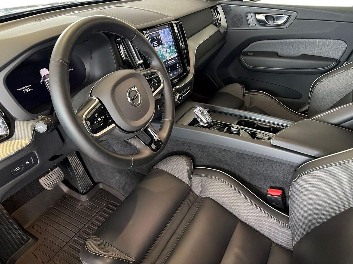 Volvo XC60 2025 - miniatyr 9