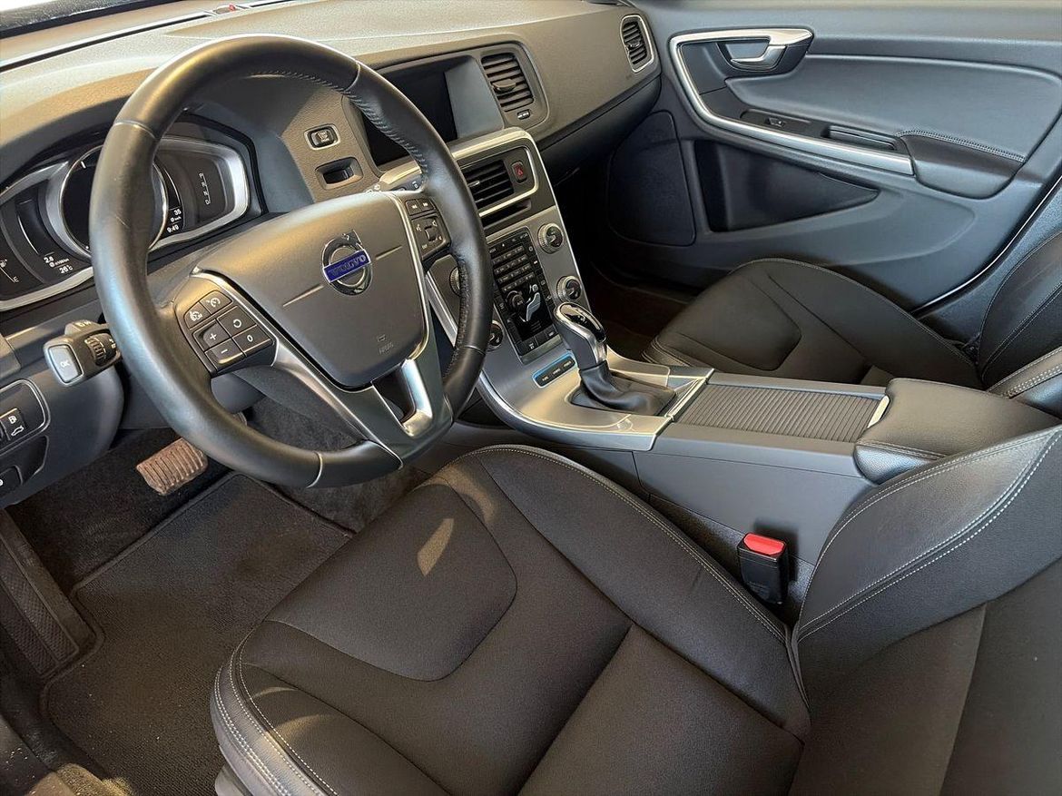 Volvo V60 2018 - miniatyr 9