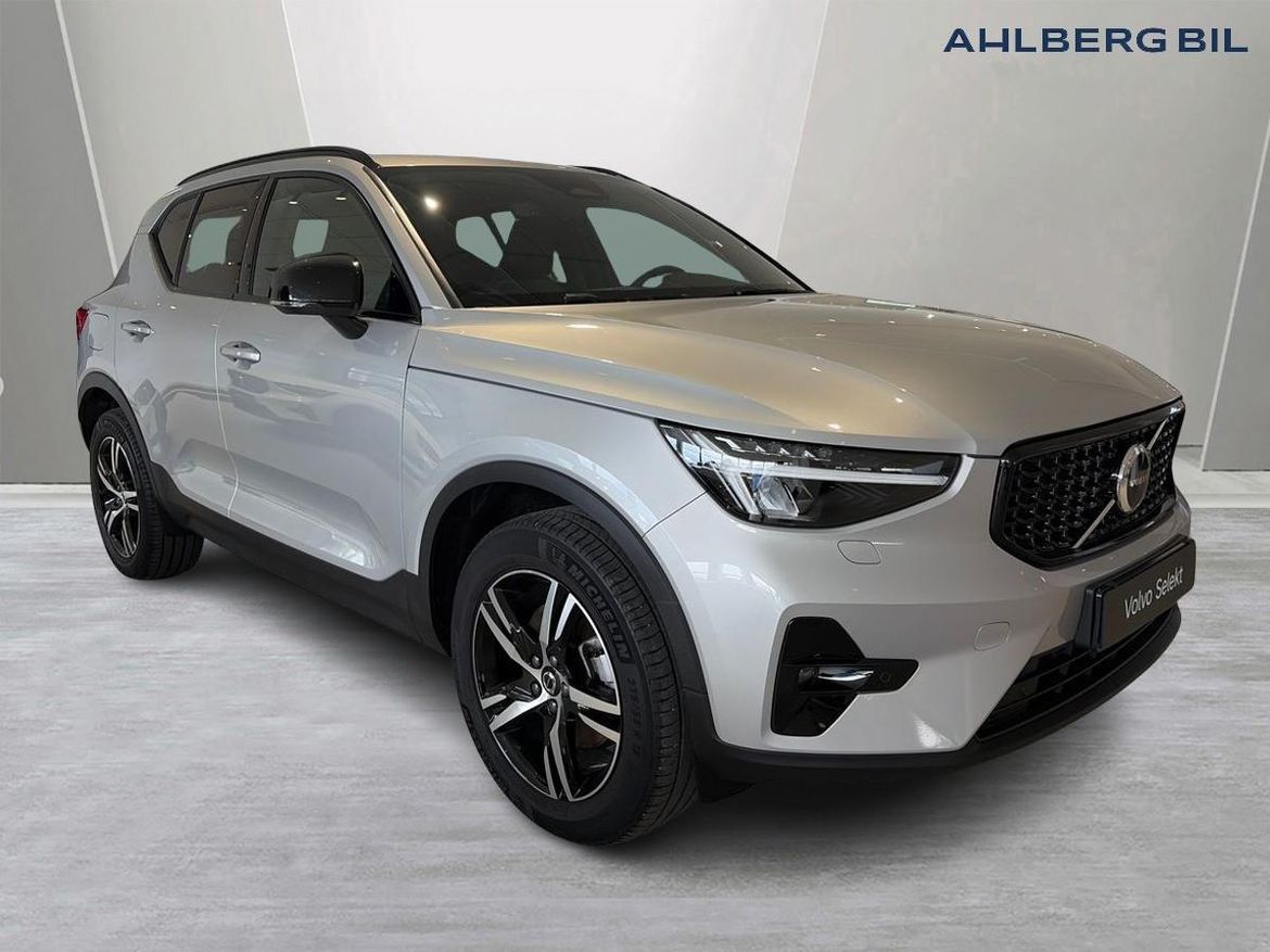 Volvo XC40 2025 - bild 1 av 19