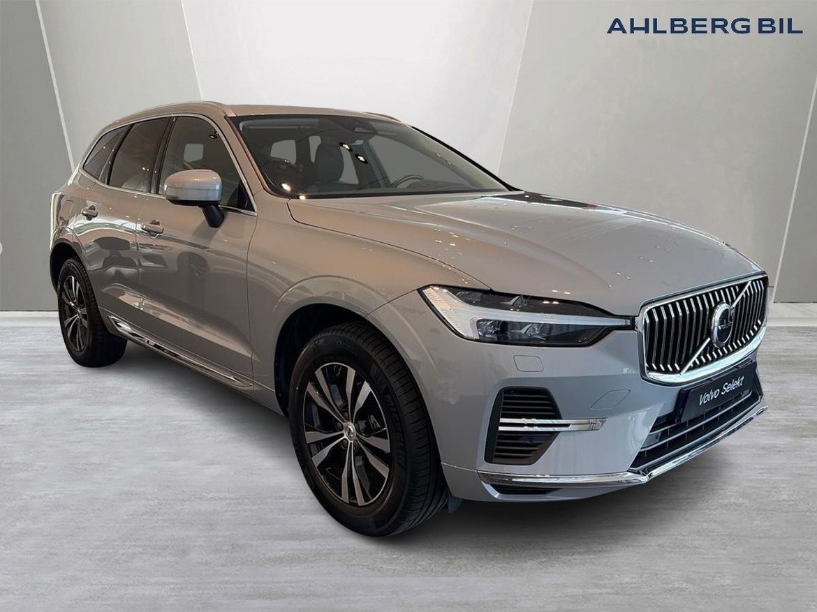 Volvo XC60 2025 - bild 1 av 23
