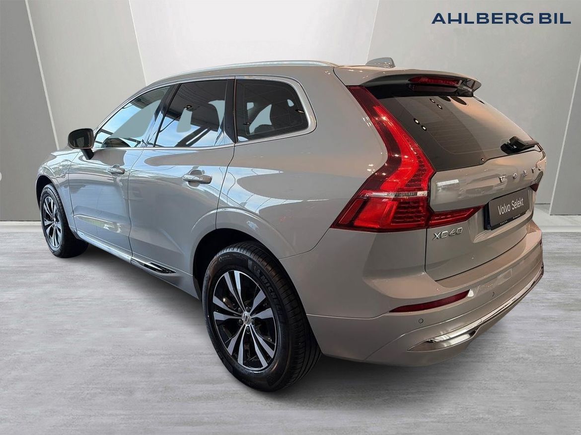 Volvo XC60 2025 - miniatyr 3