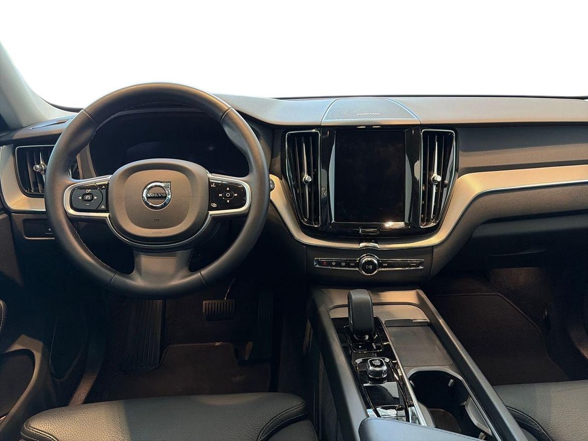 Volvo XC60 2025 - miniatyr 8