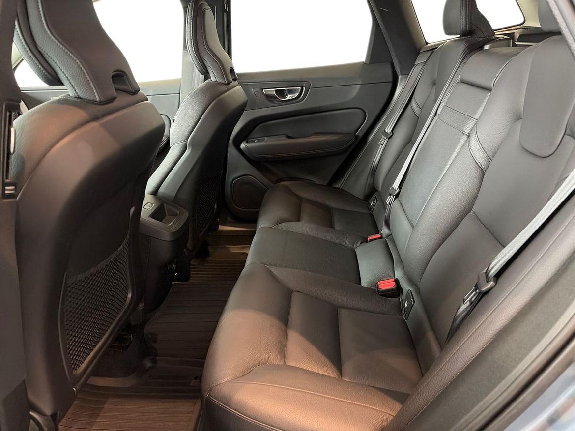 Volvo XC60 2019 - miniatyr 9