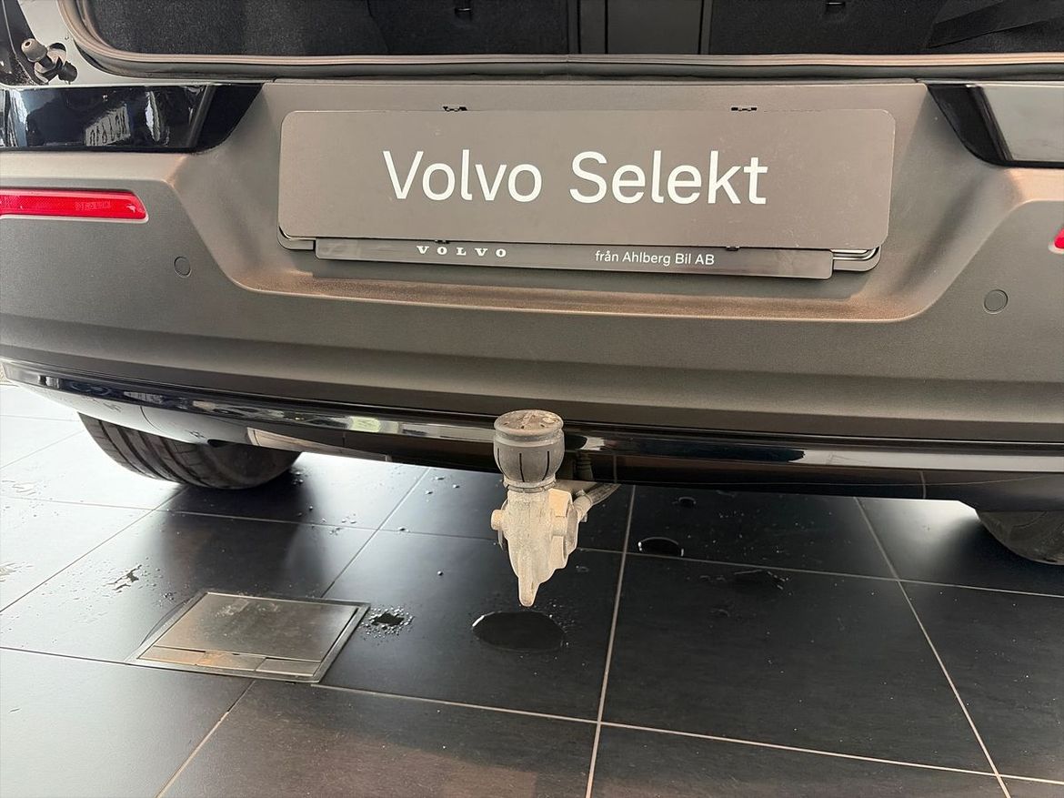 Volvo XC40 2021 - miniatyr 3