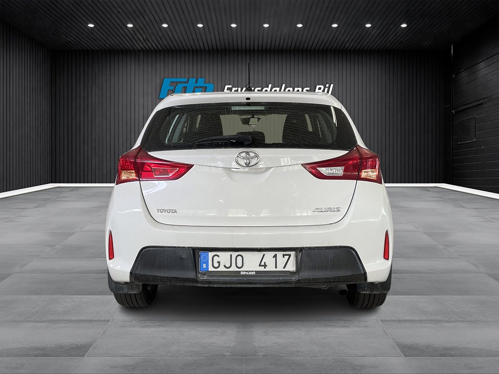 Toyota Auris 2013 - miniatyr 4
