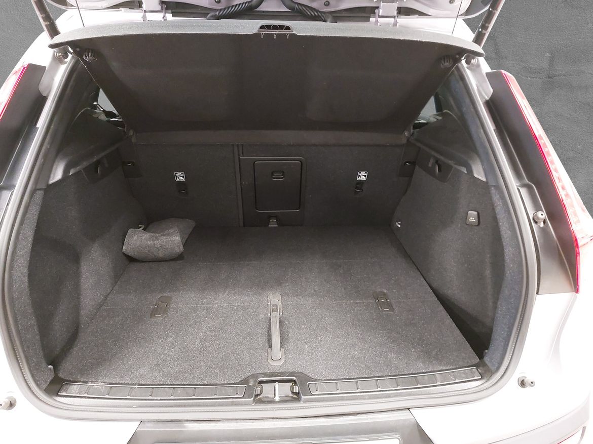Volvo XC40 2026 - miniatyr 7