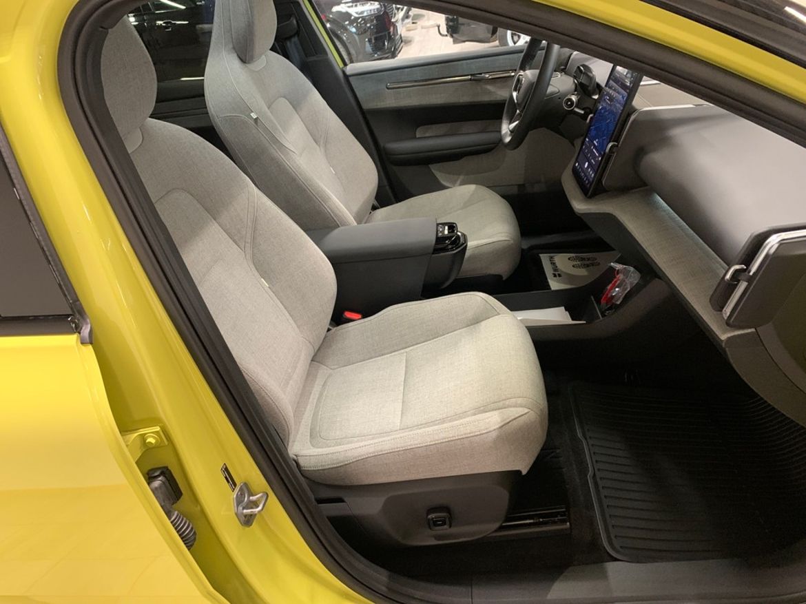 Volvo EX30 2024 - miniatyr 15