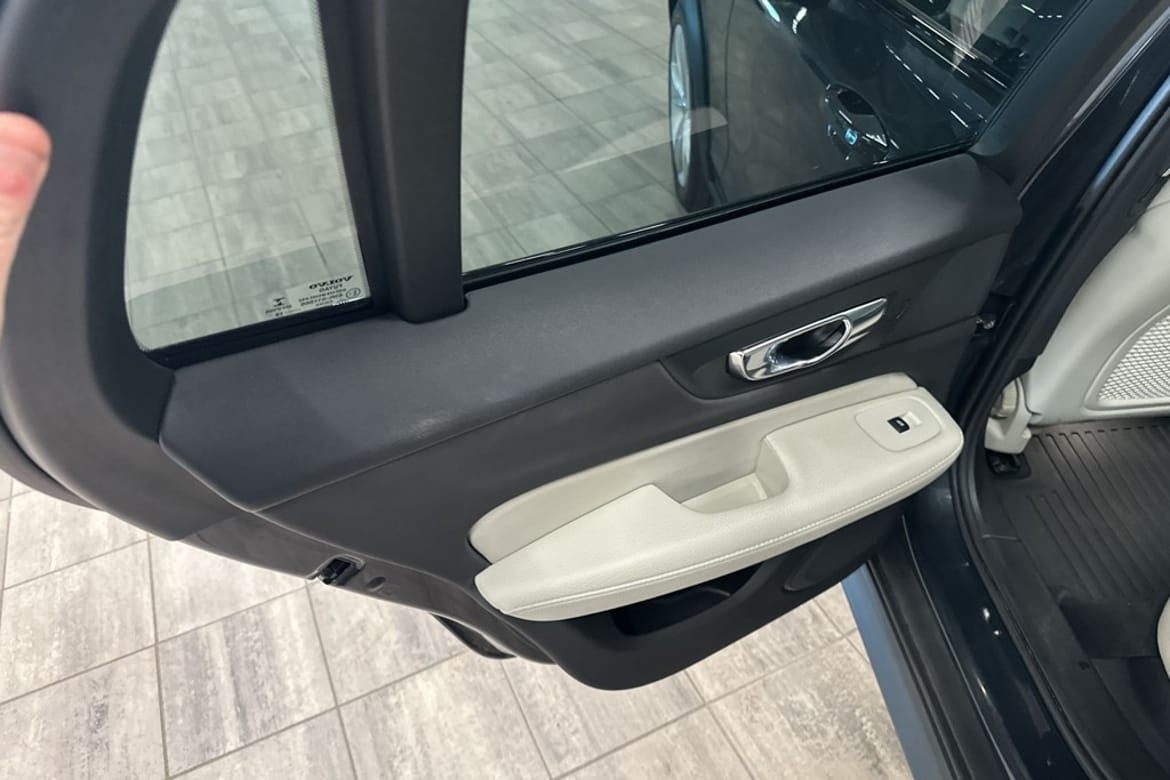 Volvo V60 2020 - miniatyr 12