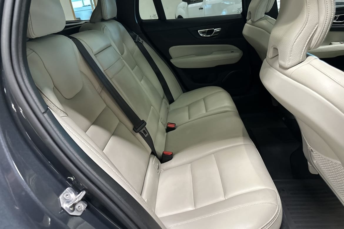Volvo V60 2020 - miniatyr 16