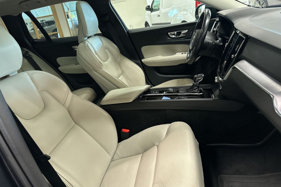 Volvo V60 2020 - miniatyr 17