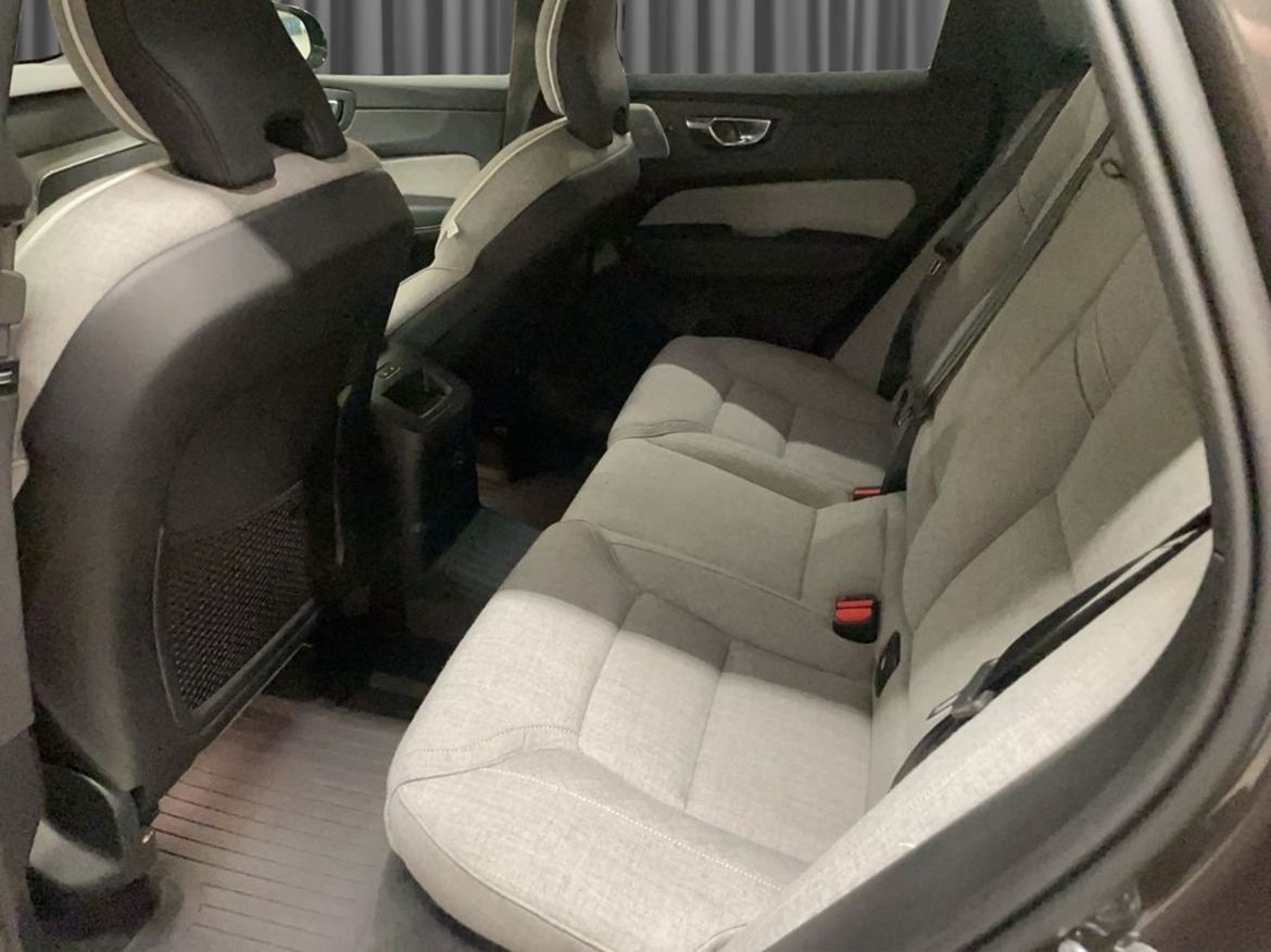 Volvo XC60 2025 - miniatyr 13