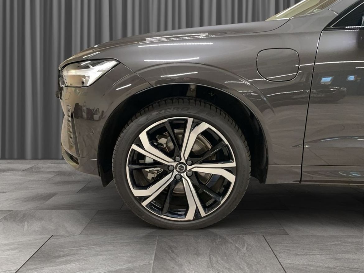 Volvo XC60 2025 - miniatyr 4