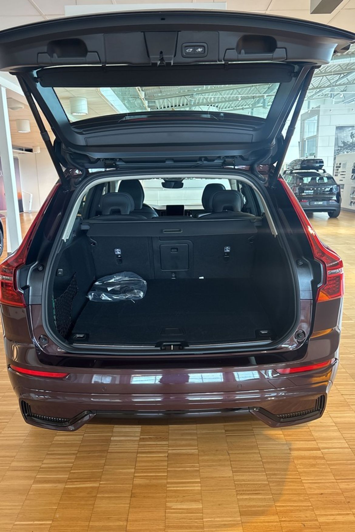 Volvo XC60 2027 - miniatyr 7