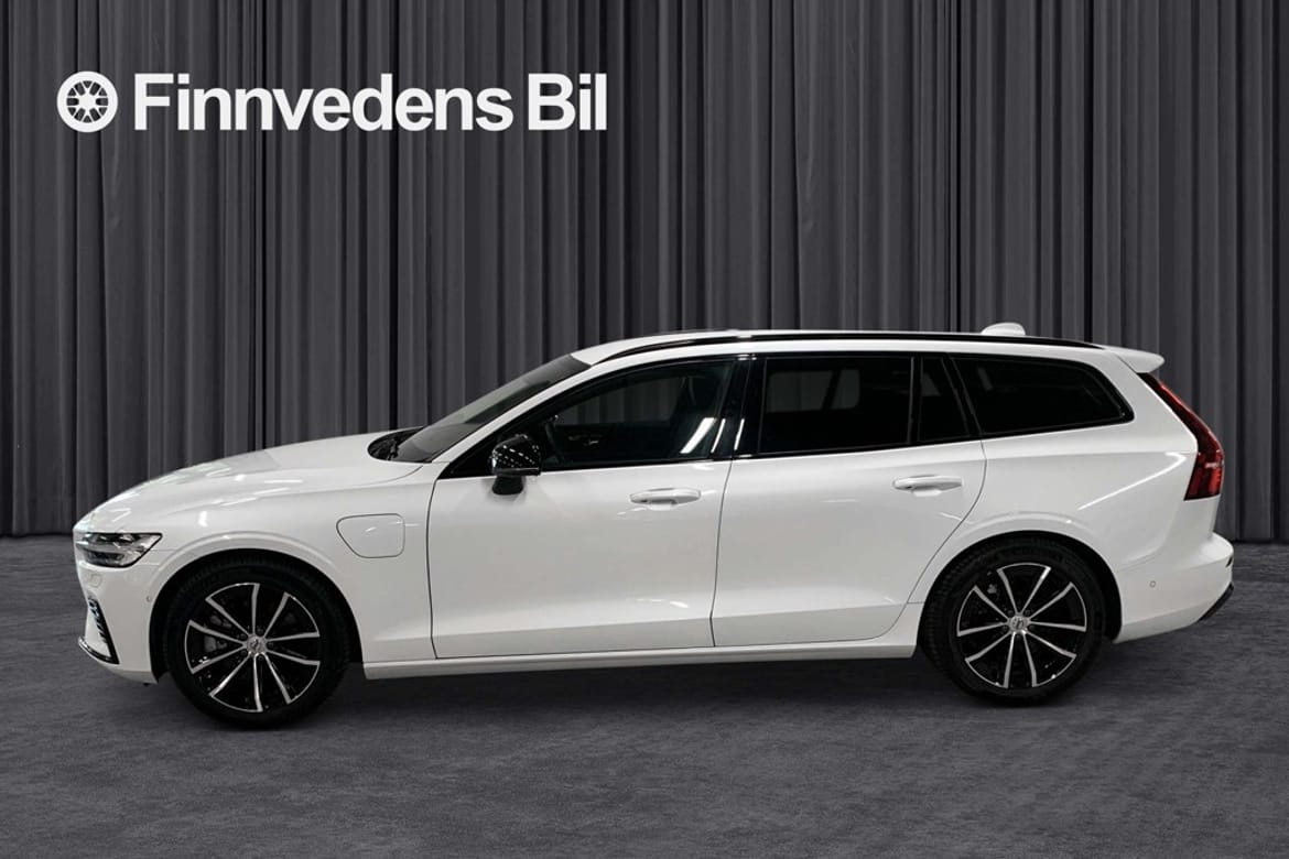 Volvo V60 2025 - miniatyr 2