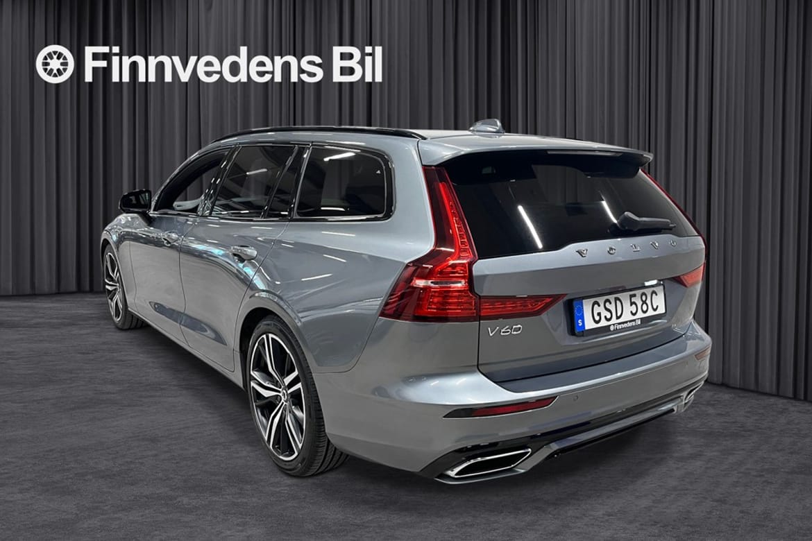 Volvo V60 2021 - miniatyr 2