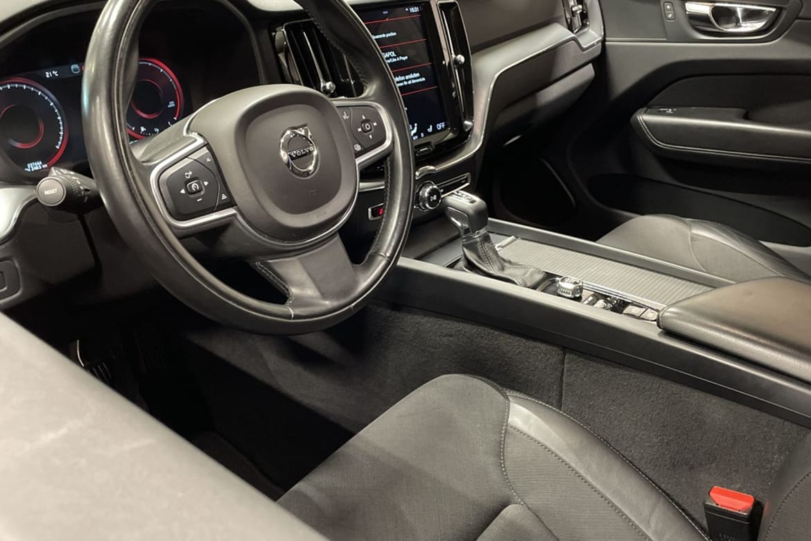 Volvo XC60 2019 - miniatyr 6