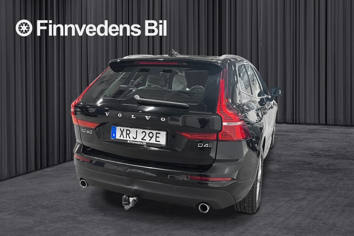 Volvo XC60 2019 - miniatyr 3