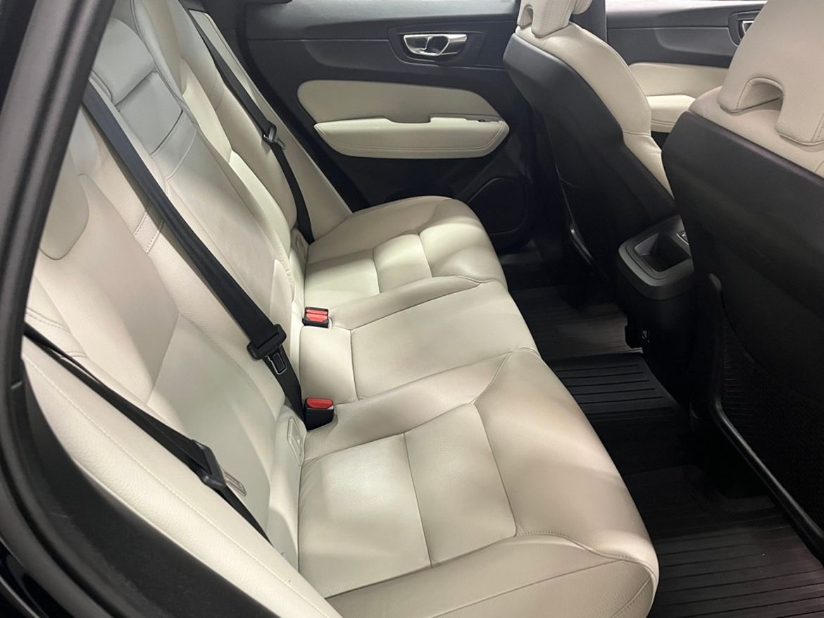 Volvo XC60 2019 - miniatyr 8